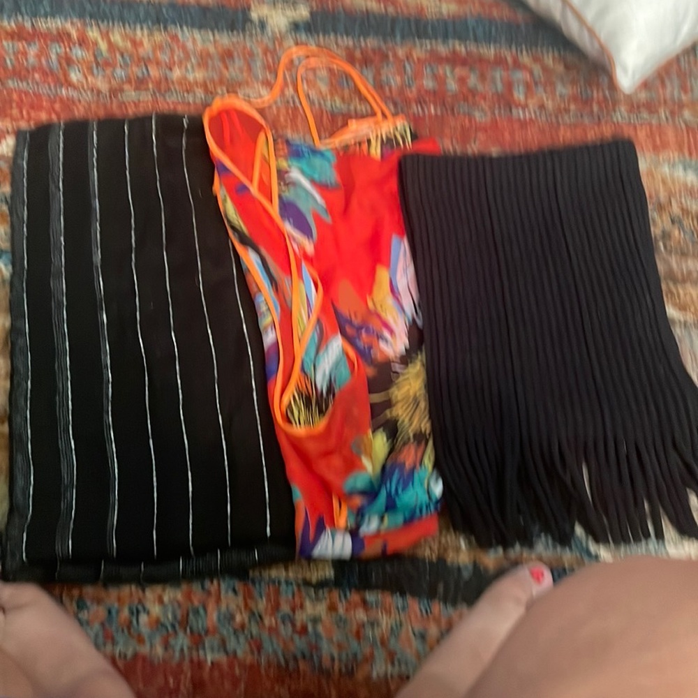 3 Scarfs one size fills all
